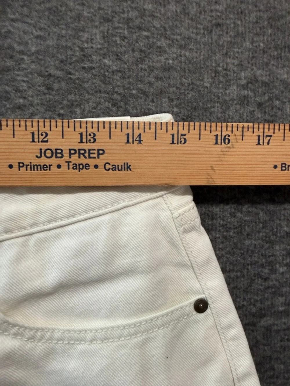 Cleo + Wolf White Distressed High-Rise Women’s Denim Shorts Size 28 Boot‎ Barn